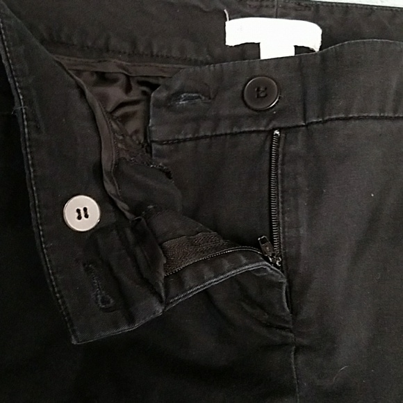 NEW YORK & CO Black stretch capri/cropped pants - Picture 7 of 8